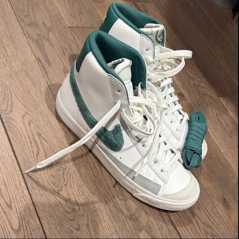 Nike Blazer Mid”77 White and Teal